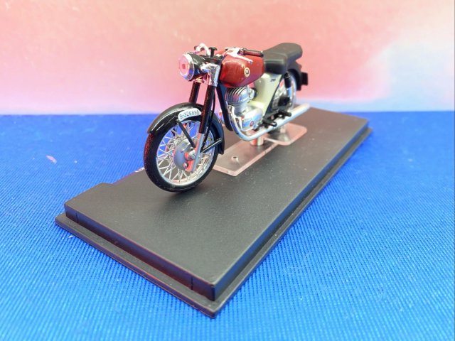 LOVELY HOT WHEEL MOTO MONTESA IMPALA 175CC 1962