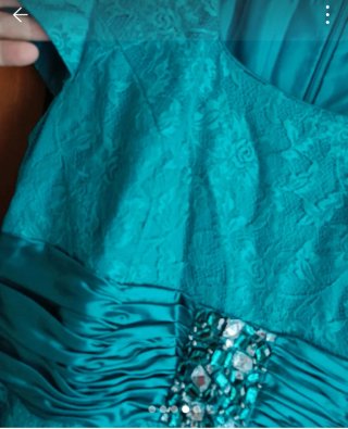 Vestido fiesta Zeila verde agua con pedrería