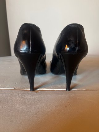 Zapatos de tacón Mustang negros