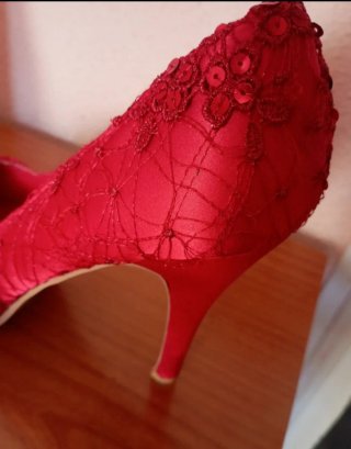 Conjunto zapatos y bolso fiesta rojo