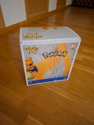 Funko Pop! Pokémon Charizard #85 Grande