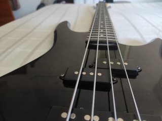 Bajo Ibanez SoundGear