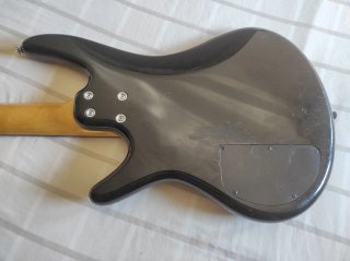 Bajo Ibanez SoundGear