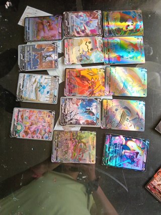 Cartas Pokémon V y VMAX Edición Especial