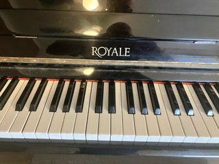 Piano Acústico Negro
