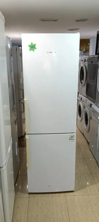 NEVERA COMBI BOSCH NO FROST ENERGÍA A+