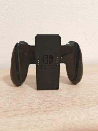 Nintendo Switch + 3 Giochi + Custodia
