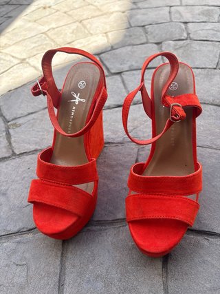 Sandalias de cuña rojas Atmosphere