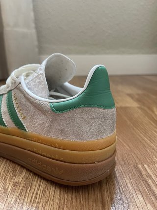 Adidas Gazelle Bold beige y verde