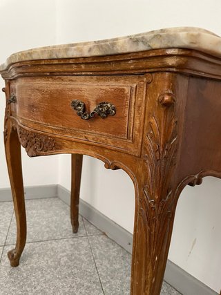 MESITA MADERA MÁRMOL MESA AUXILIAR LUIS XV ANTIGUA