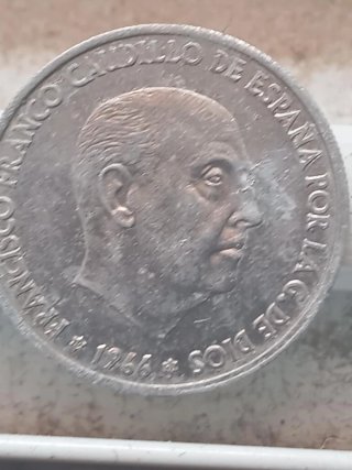Lote de 5 monedas antiguas españolas,2 no nacional