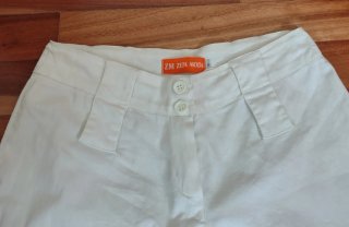 Pantalones blancos tobilleros fresquitos y elástic