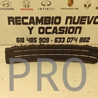 REJILLA PARAGOLPE DELANTERO PEUGEOT 3008 NUEVO