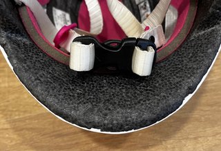 Casco infantil BTWIN blanco y rosa