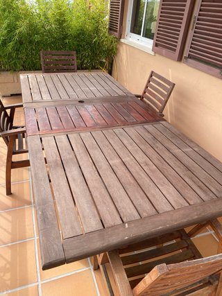 Mesa y 5/6 Sillas de Jardín Madera