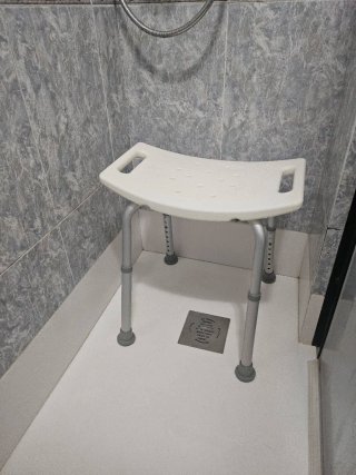Silla de ducha ajustable