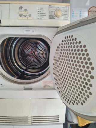 Lavadora Siemens iSensoric + Secadora AEG