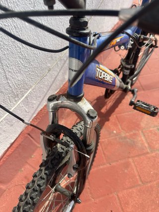 Bicicleta de TOPBIKE azul