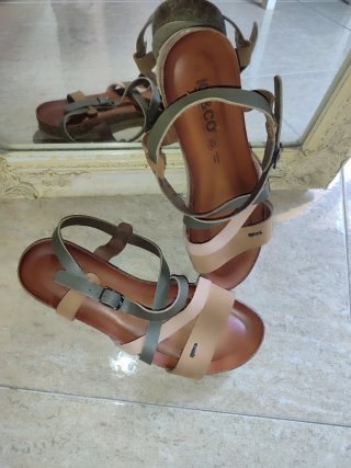 Sandalias i&co Talla 39 Beige y Verde