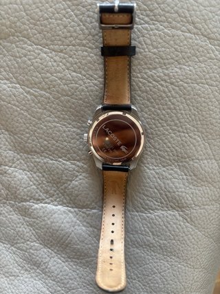 Elegante reloj Lacoste Negro y Plateado