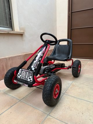 Kart a pedales rojo y negro GoKart