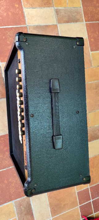 Amplificador Guitarra Marshall MG100FX con PEDAL