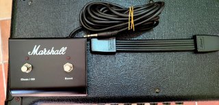 Amplificador Guitarra Marshall MG100FX con PEDAL