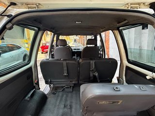 Nissan Serena 1998 7 plazas 254. kms