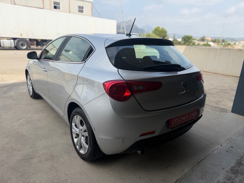 Alfa Romeo Giulietta 1.6 JTDm Progression 2013, foto 5