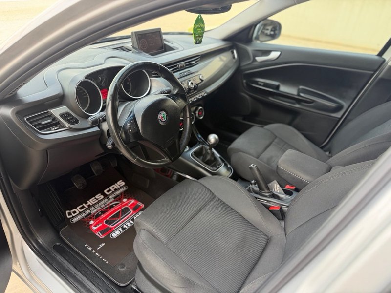 Alfa Romeo Giulietta 1.6 JTDm Progression 2013, foto 9