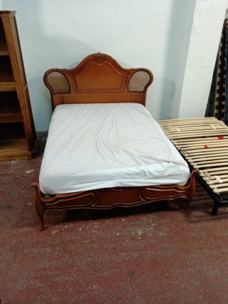 Cama madera 1.35 con colchón