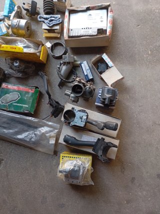 Lote recambios antiguo stock VW AUDI