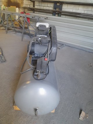 Compresor Aire 270L Trifásico