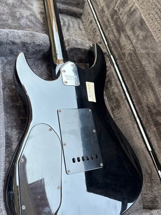Yamaha ERG 121 Guitarra Eléctrica SIN ESTUCHE