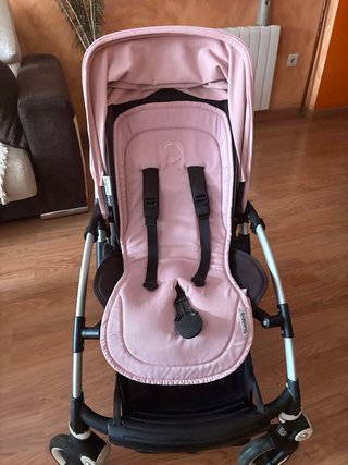 Silla Bugaboo Bee con 2 capotas y esterilla