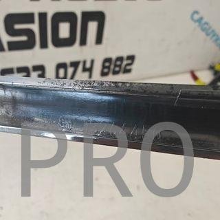 MOLDURA DERECHO PARAGOLPES OPEL INSIGNIA USADO