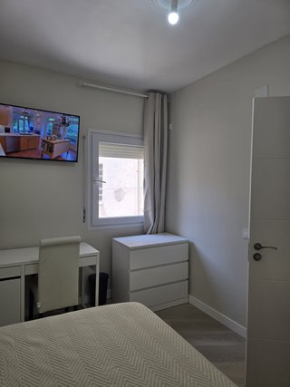 SE ALQUILA HABITACIÓN PARA 1 PERSONA CORTE INGLES