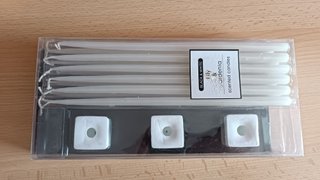Set 12 Velas Blancas perfumadas con 3 Portavelas