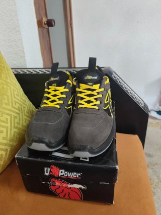 Zapatos U-Power Talla 47 Nuevos en Caja