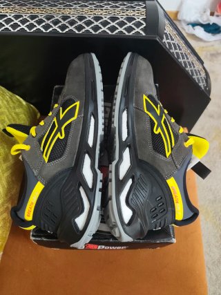 Zapatos U-Power Talla 47 Nuevos en Caja