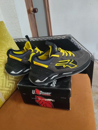 Zapatos U-Power Talla 47 Nuevos en Caja