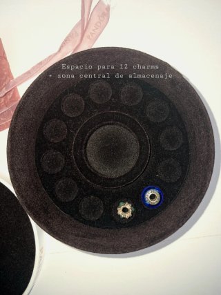Pulsera Pandora con joyero