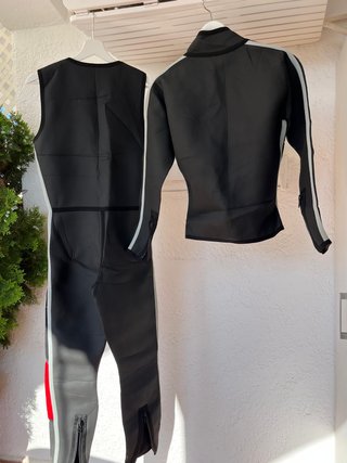 Traje de neopreno Camaro 2 piezas.  Talla 52 M.L