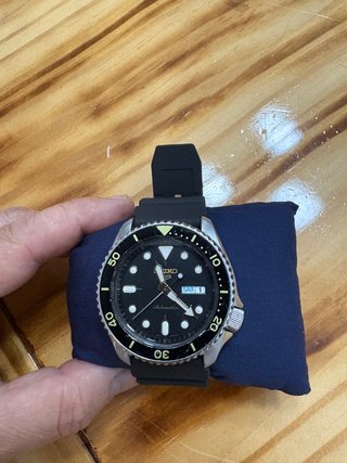 Seiko 5 Sport SRPD57K1 Reloj Automático