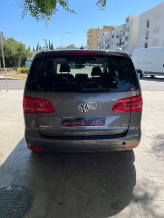 Volkswagen Touran 2011