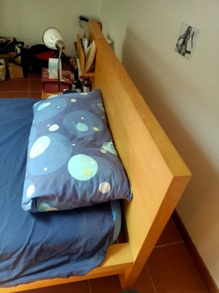 Letto singolo Malm Ikea 106x206 più comodino 50 cm