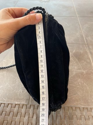 Bolso terciopelo negro pequeño