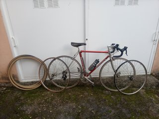 Bicicleta de Carretera Morata (Urge)