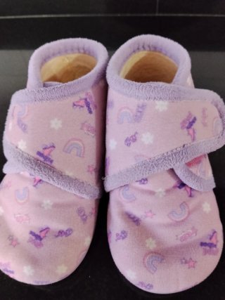 Zapatillas número 23 como nuevas