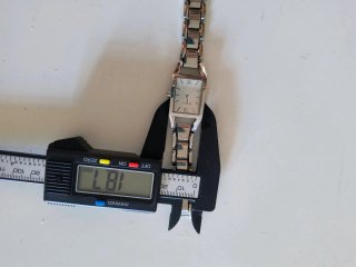 Confezione da 3 orologi da donna LOTUS e 2 DKNY